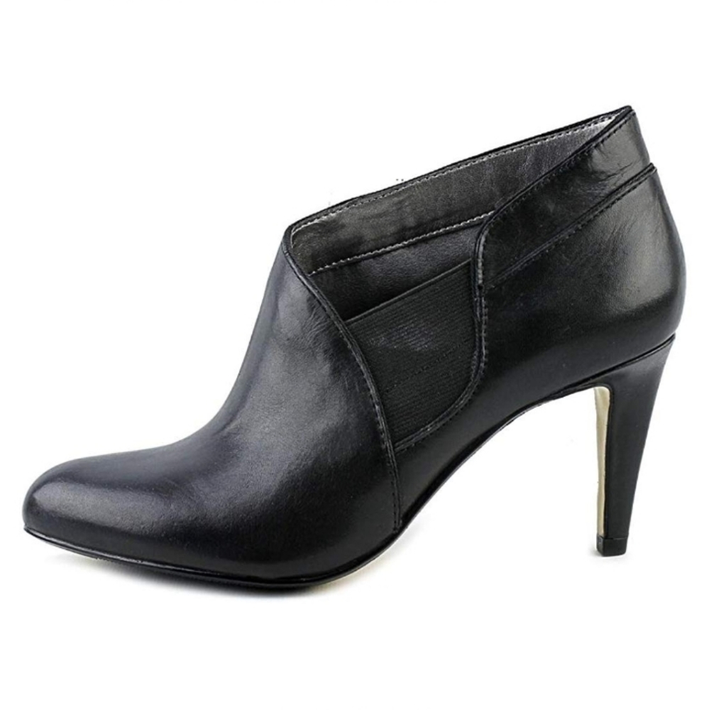 Adrienne Vittadini Tikki Black Ankle Bootie Sz 7.5
